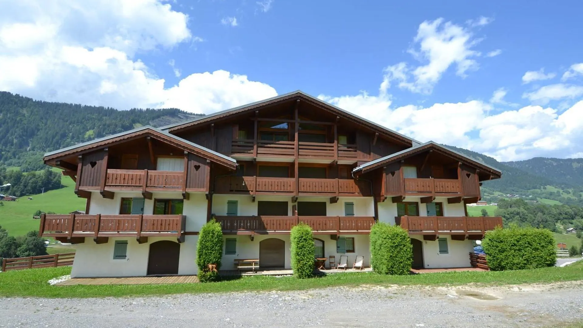 Appartement Chaleureux 37M² Au Pied Des Pistes Avec Wifi Et Parking - Fr-1-505-20 フルメ