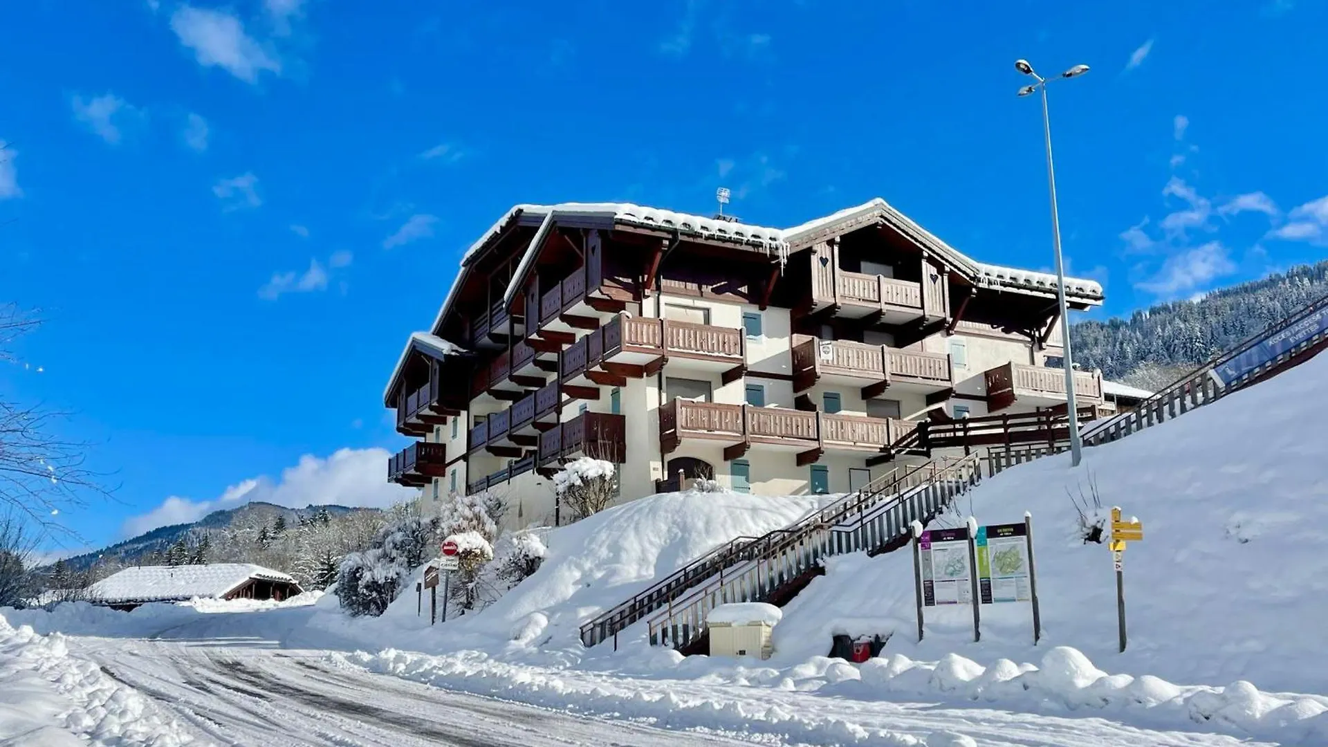 Appartement Chaleureux 37M² Au Pied Des Pistes Avec Wifi Et Parking - Fr-1-505-20 フルメ アパート